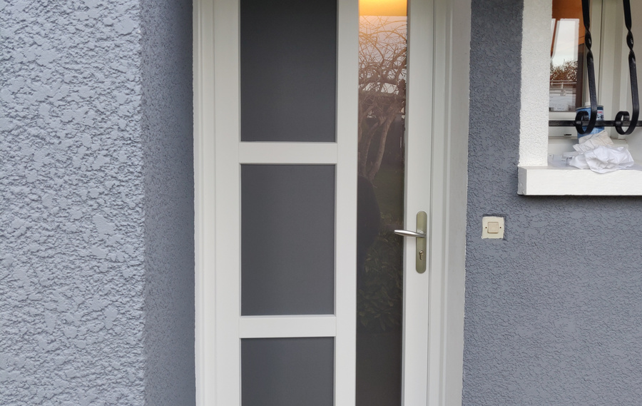 Notre gamme de portes d'entrée en PVC CLASSIQUE et PVC CONTEMPORAINE à L'Isle Jourdain